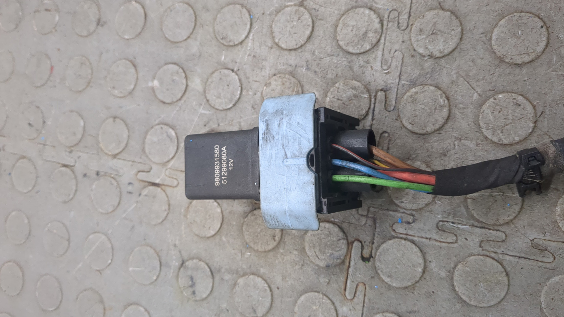 Реле свечей накала