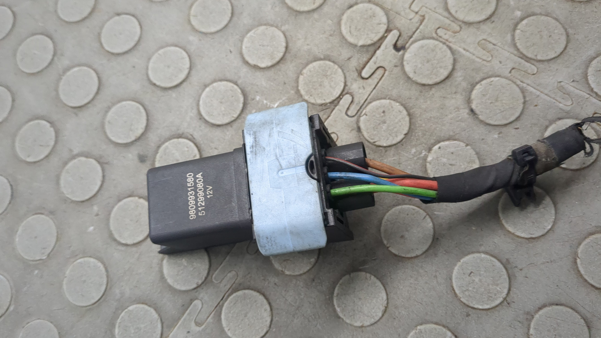 Реле свечей накала