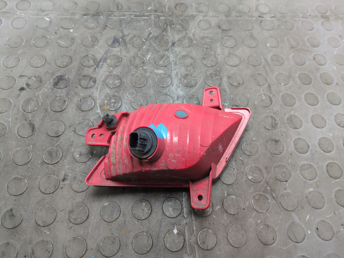 Фара противотуманная правая