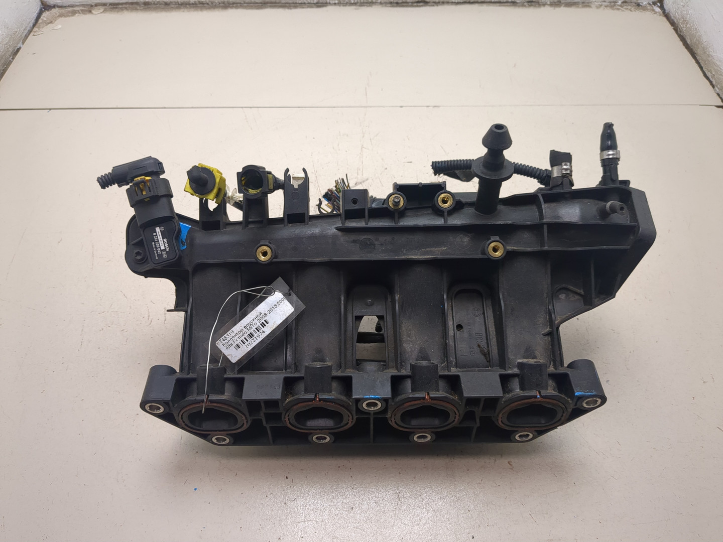 Коллектор впускной