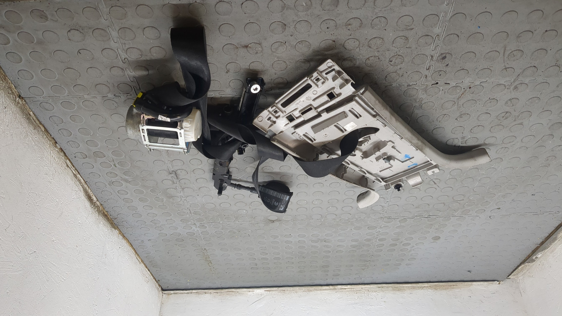 Ремень безопасности