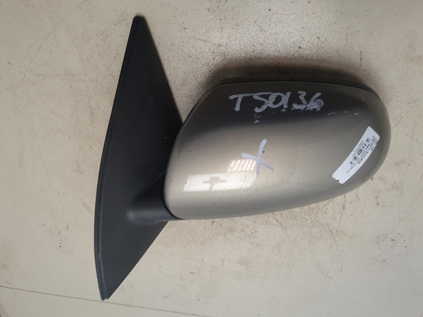 Зеркало левое электрическое