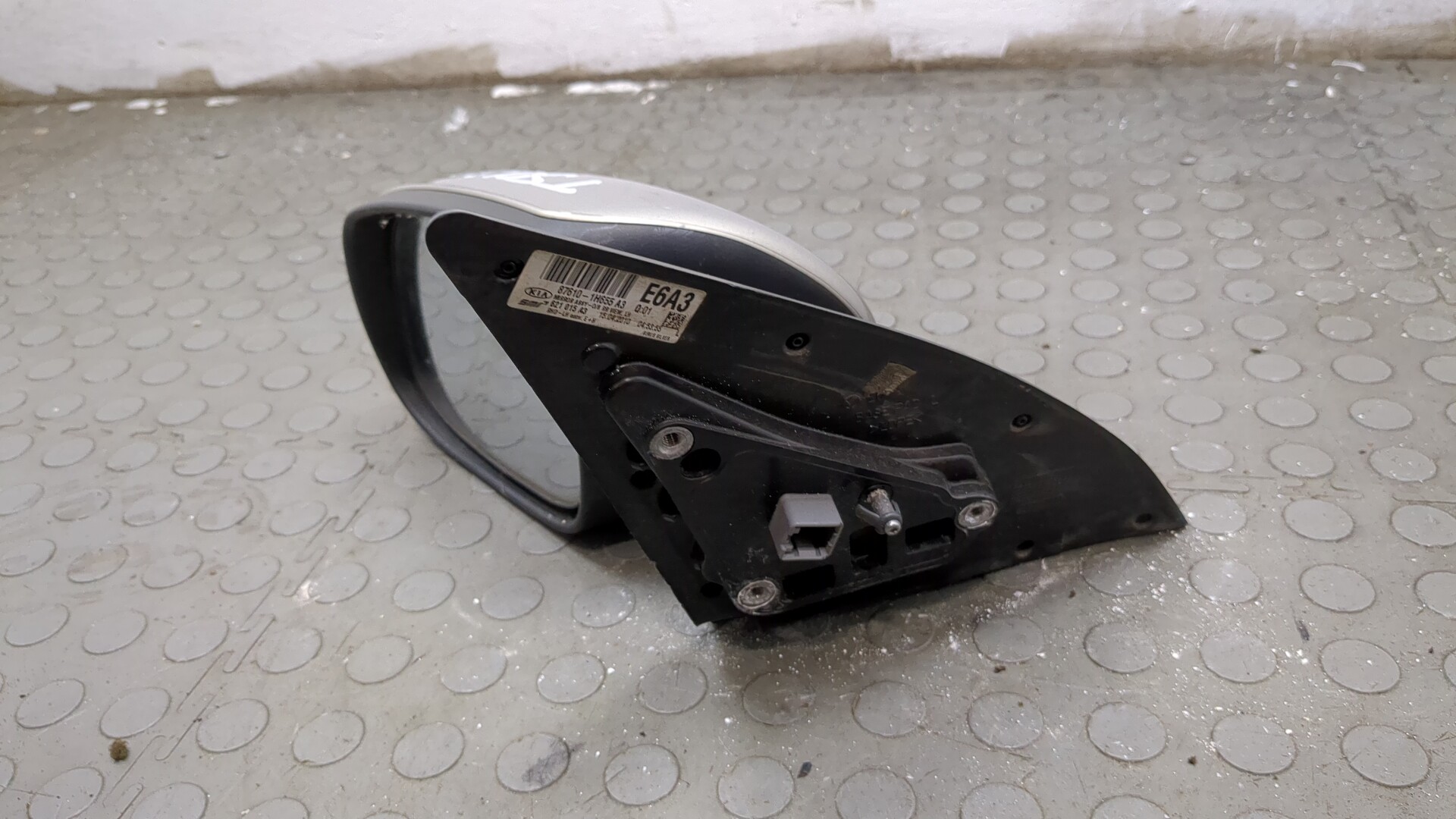 Зеркало левое электрическое