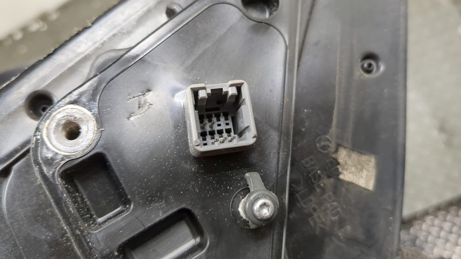 Зеркало левое электрическое