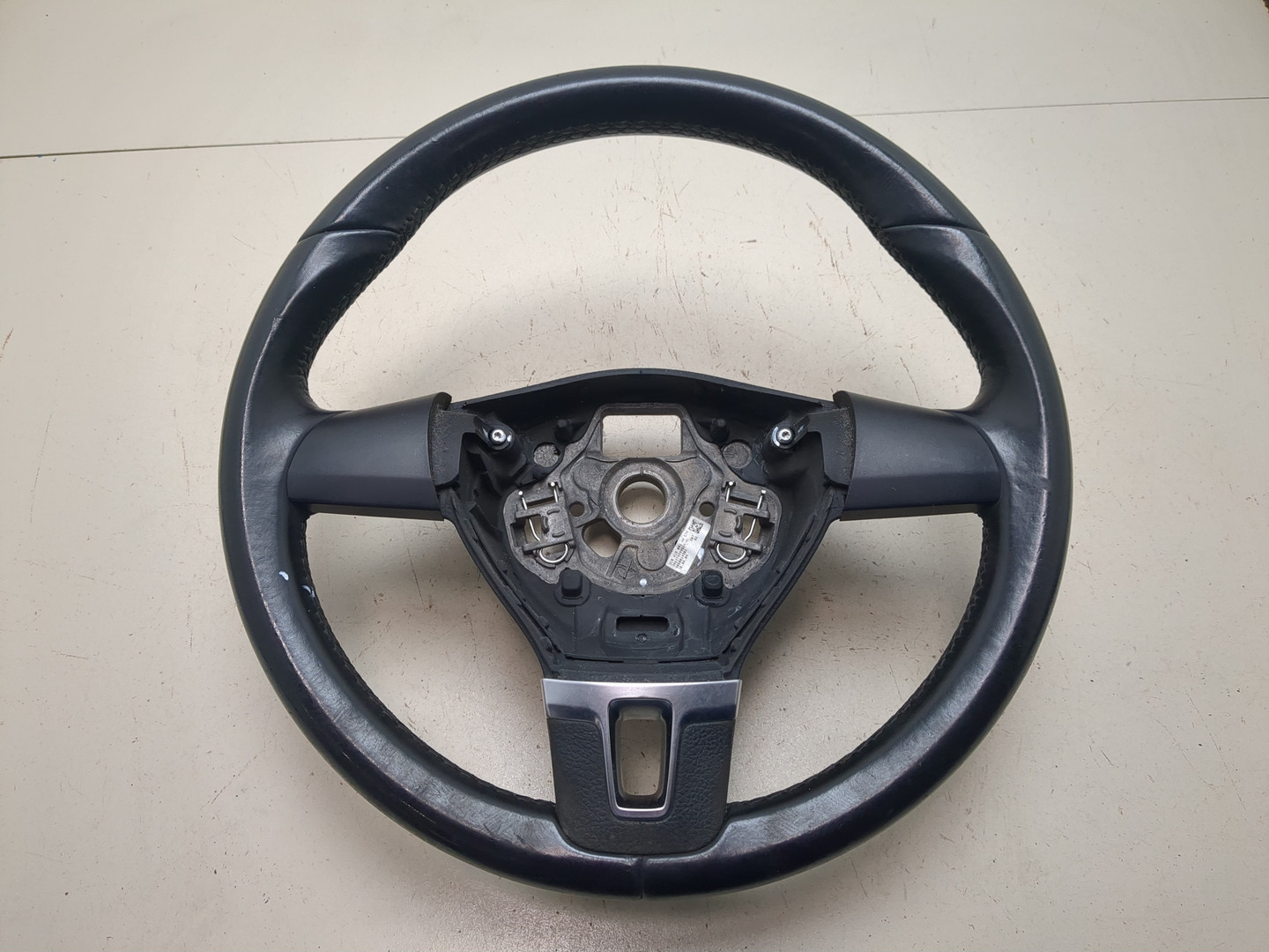 Рулевое колесо (руль)