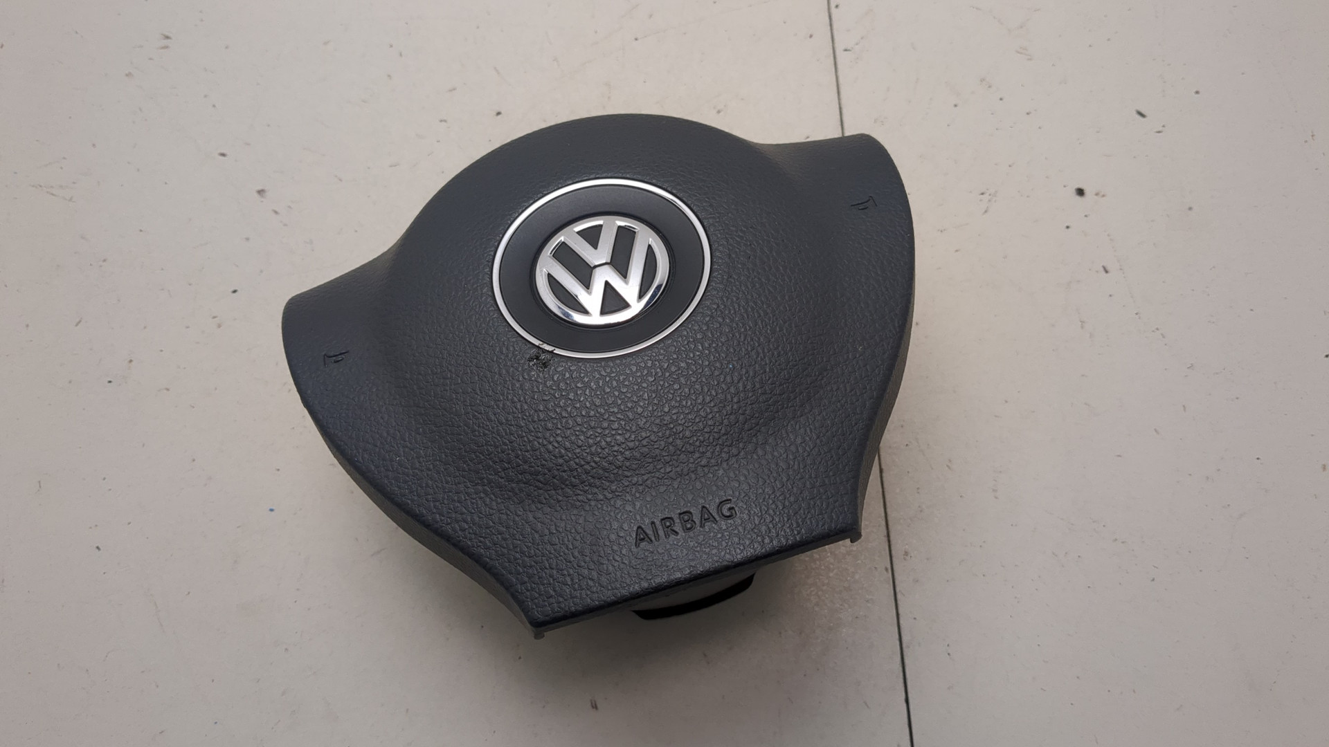 Подушка безопасности в рулевое колесо