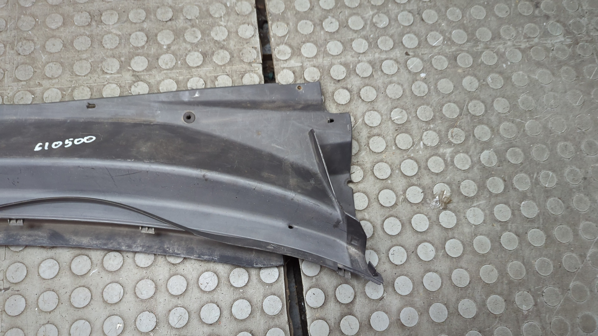 Решетка стеклоочистителей (Жабо)