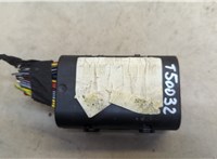  Блок предохранителей Volkswagen Transporter 5 2003-2009 20248699 #2