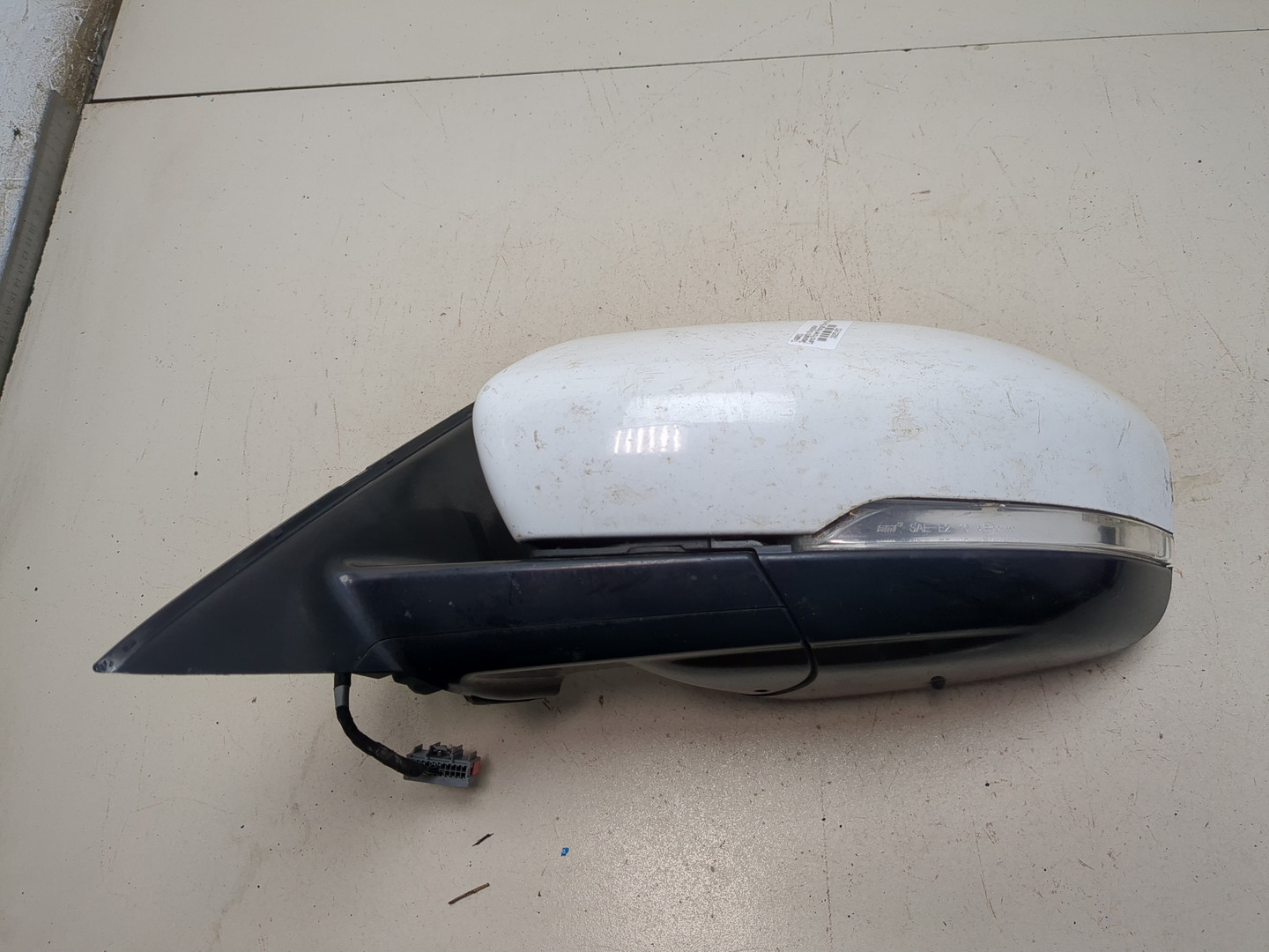 Зеркало левое электрическое