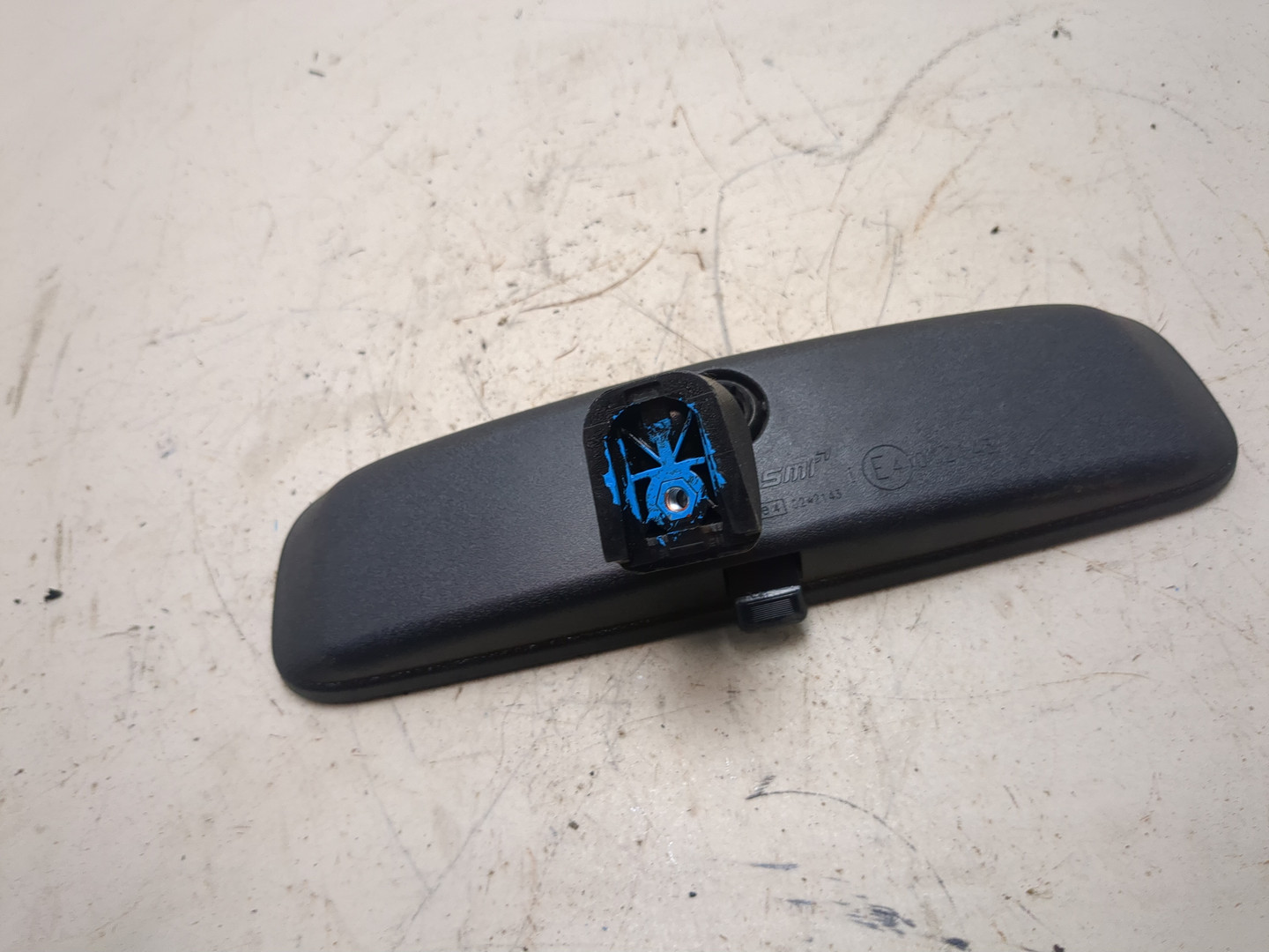 Зеркало заднего вида