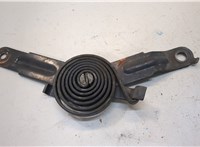  Петля капота Chevrolet Tahoe 1999-2006 20261320 #1