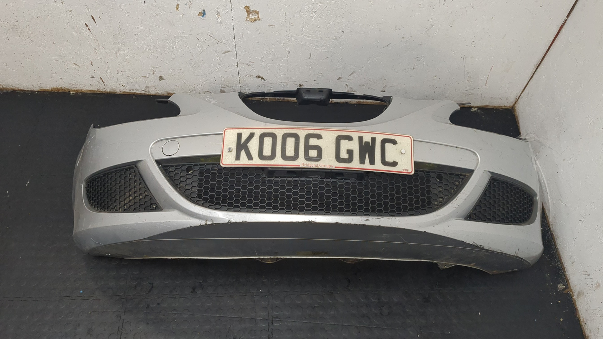 Бампер передний