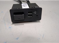 TK78669U0E Разъем AUX/USB Mazda CX-5 2017- 20268669 #1