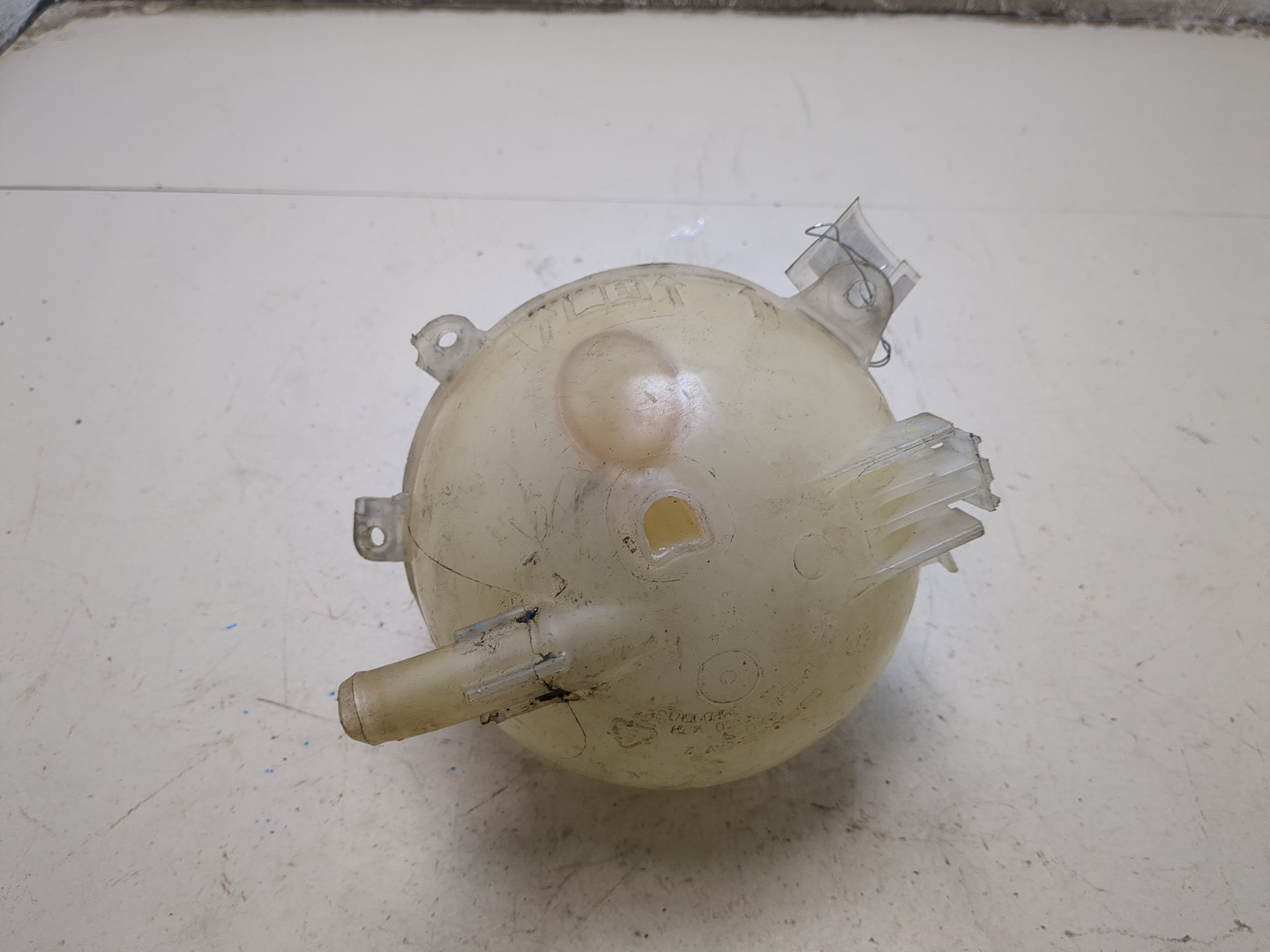 Бачок расширительный