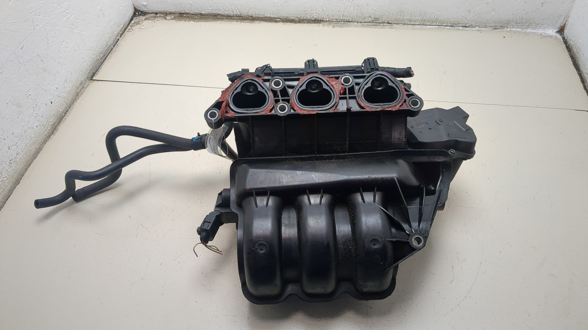 Коллектор впускной