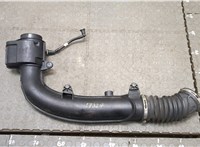  Патрубок корпуса воздушного фильтра Cadillac XT4 20273406 #1