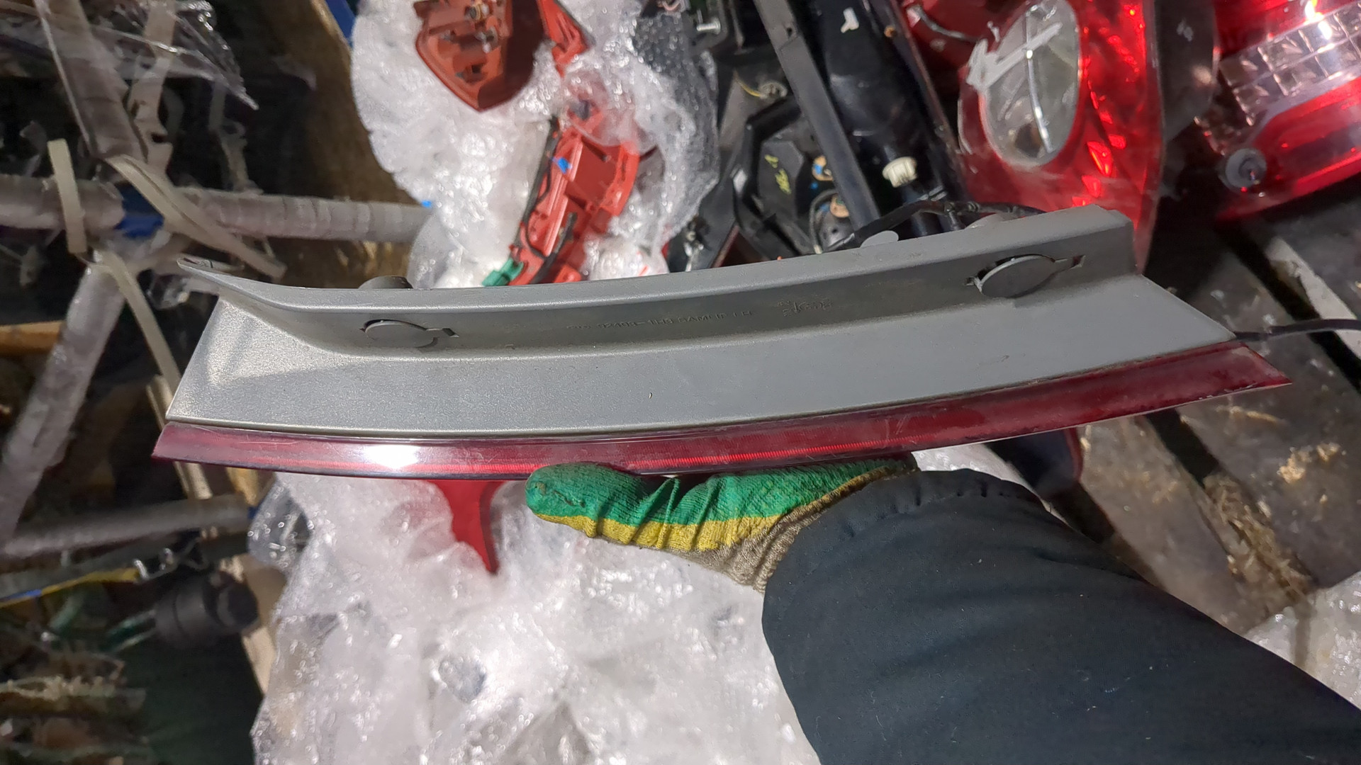 Фонарь задний левый