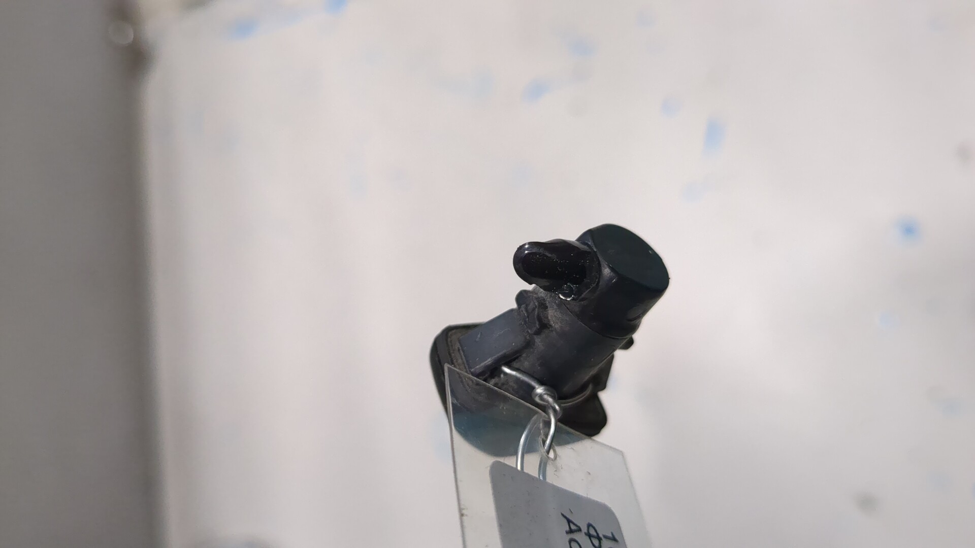 Форсунка омывателя лобового стекла