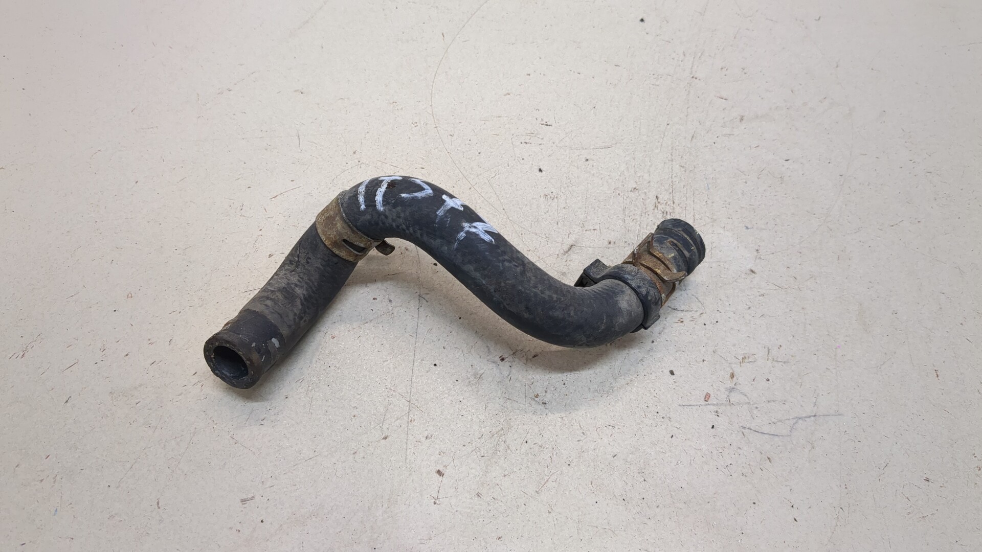 Шланг системы охлаждения