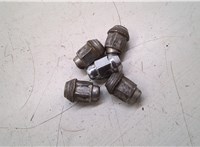  Гайка колесная Jeep Grand Cherokee 2004-2010 20281601 #1