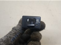  Кнопка обогрева сидений Toyota Sequoia 2008- 20281758 #1