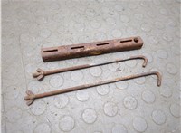  Кронштейн аккумуляторной батареи Toyota Tundra 2007-2013 20281887 #2