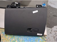 32348247, 31688380 Бардачок (вещевой ящик) Volvo V60 2018- 20282613 #1