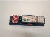  Кнопка стеклоподъемника (блок кнопок) Infiniti QX56 2004-2010 20287515 #2