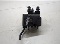  Блок АБС, насос (ABS, ESP, ASR) Volkswagen Caddy 2004-2010 20288874 #1