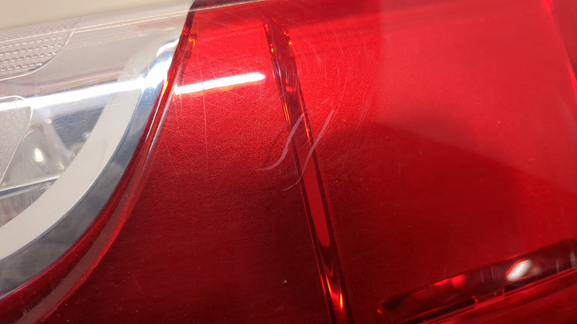 Фонарь задний левый