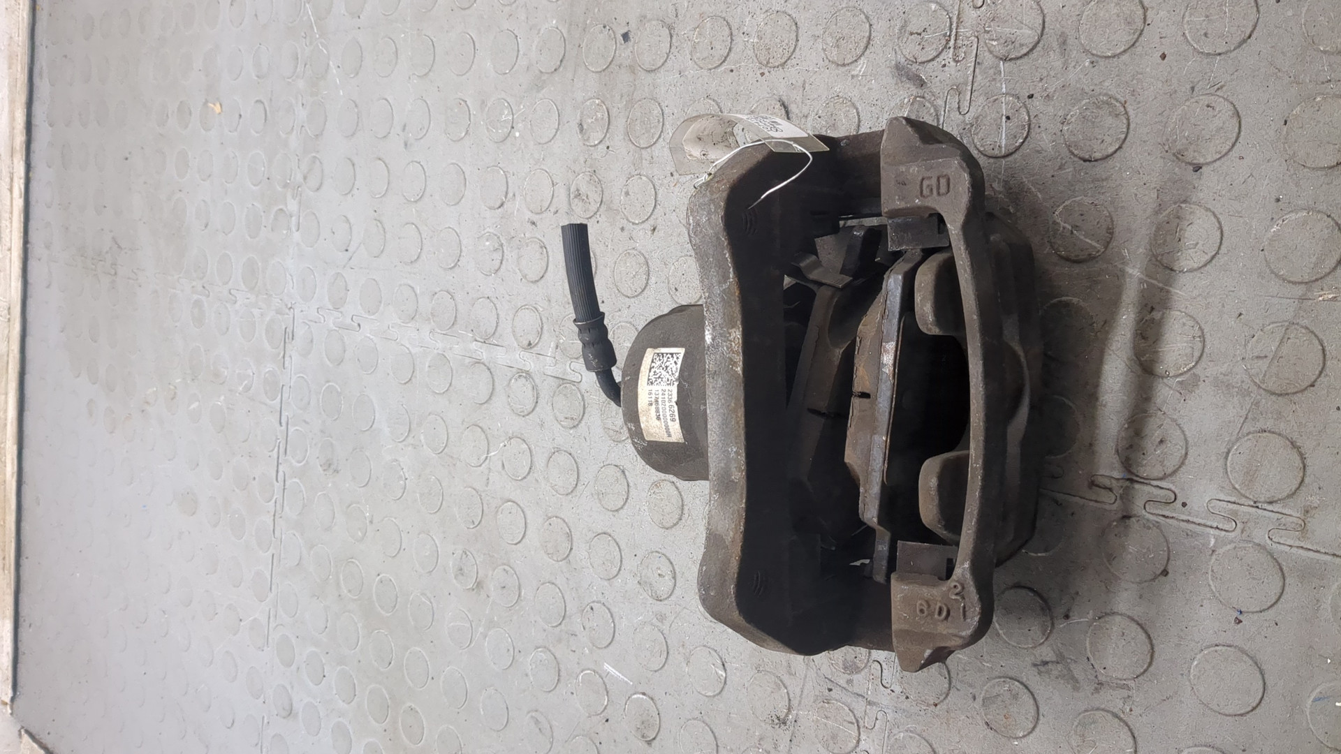 Суппорт передний правый