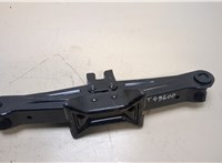  Домкрат Toyota Prius 2009-2015 20298334 #3