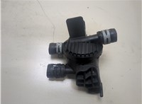 Фланец системы охлаждения Volvo XC40 20302679 #1