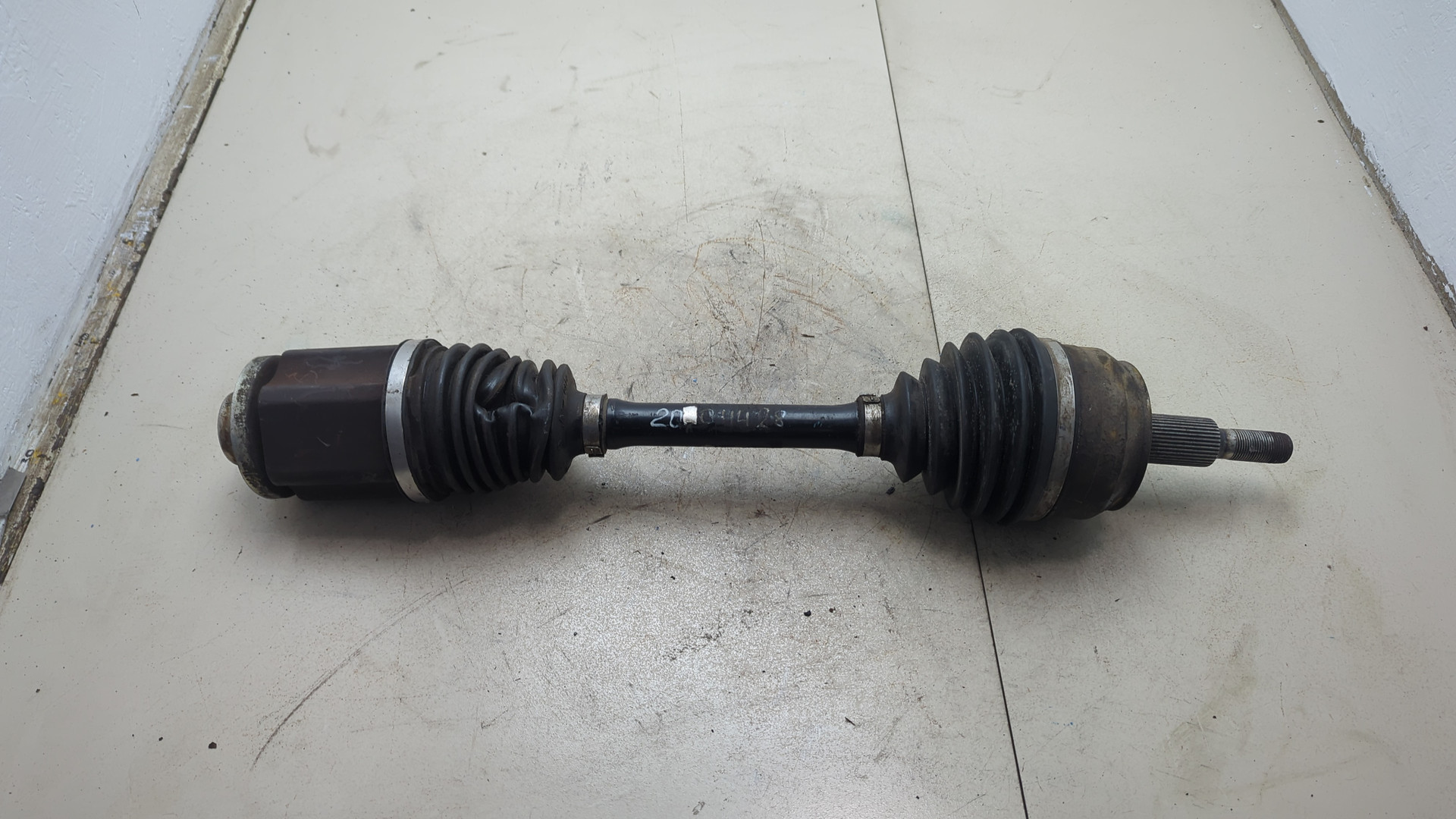 Полуось передняя левая