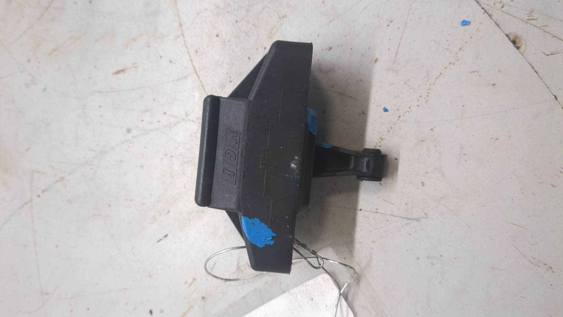 Замок багажника