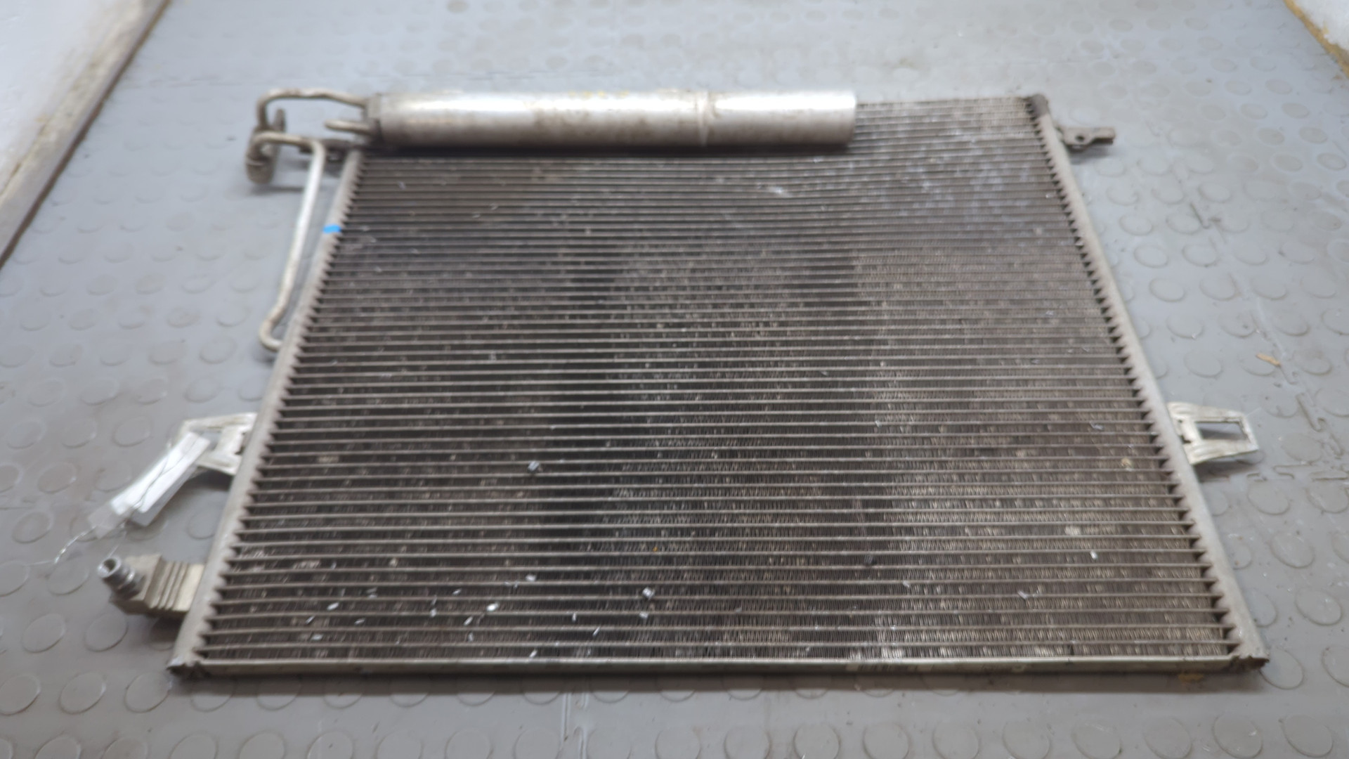 Радиатор кондиционера / конденсер