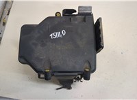  Блок предохранителей Volkswagen Transporter 5 2003-2009 20314398 #1
