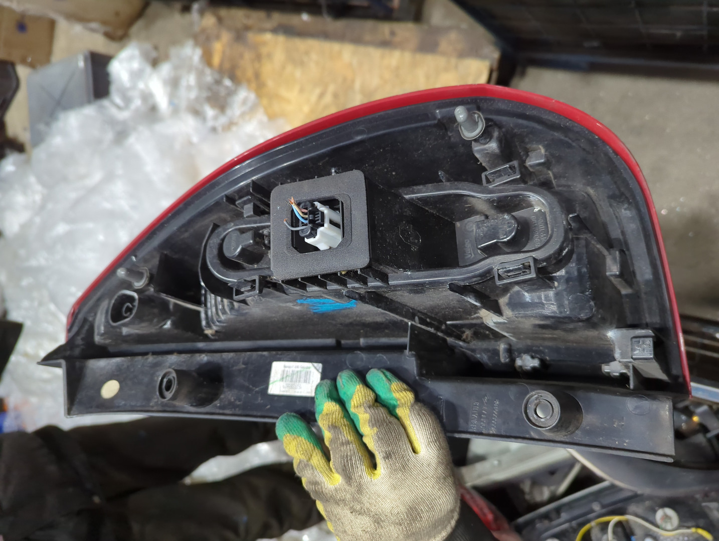 Фонарь задний левый